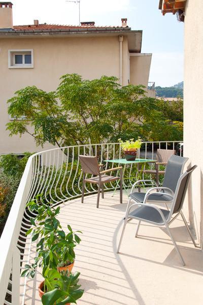 Appartement d artiste Hyères Extérieur photo