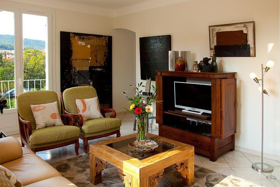 Appartement d artiste Hyères Extérieur photo