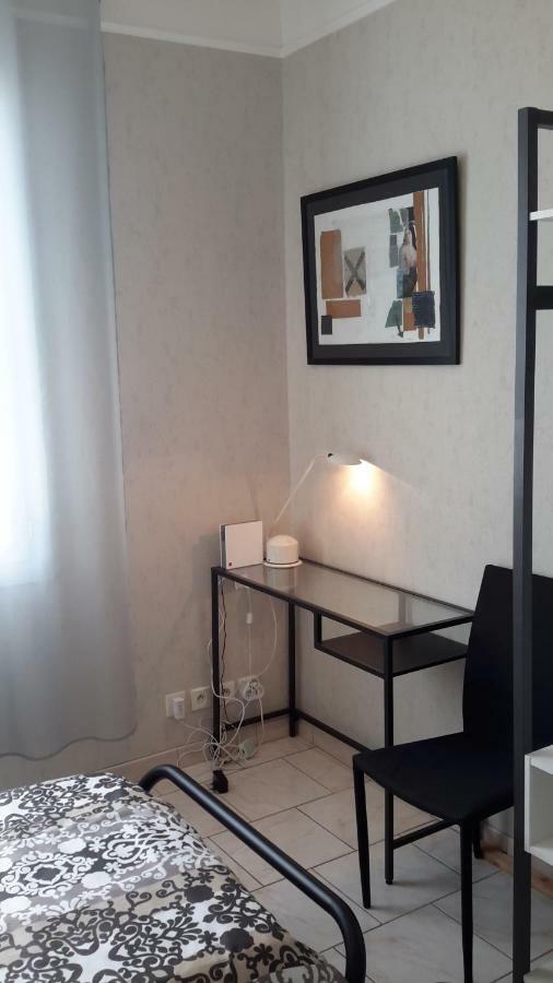 Appartement d artiste Hyères Extérieur photo